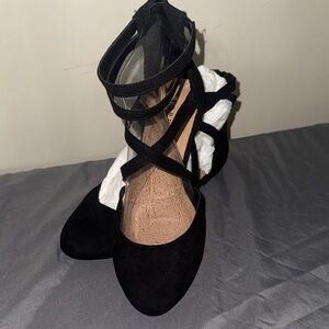 Torrid Black Crisscross Flats
